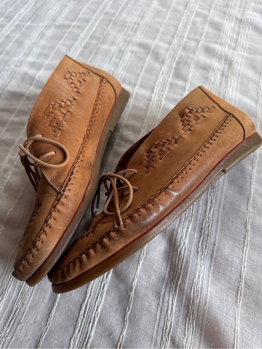 Vintage Dingo Leather Southwestern Woven Moccasins Chukka Flats Boho | W9.5 - Picture 3 of 9